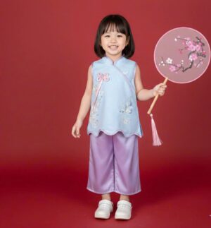 bé gái mặc set đồ trung thu tím